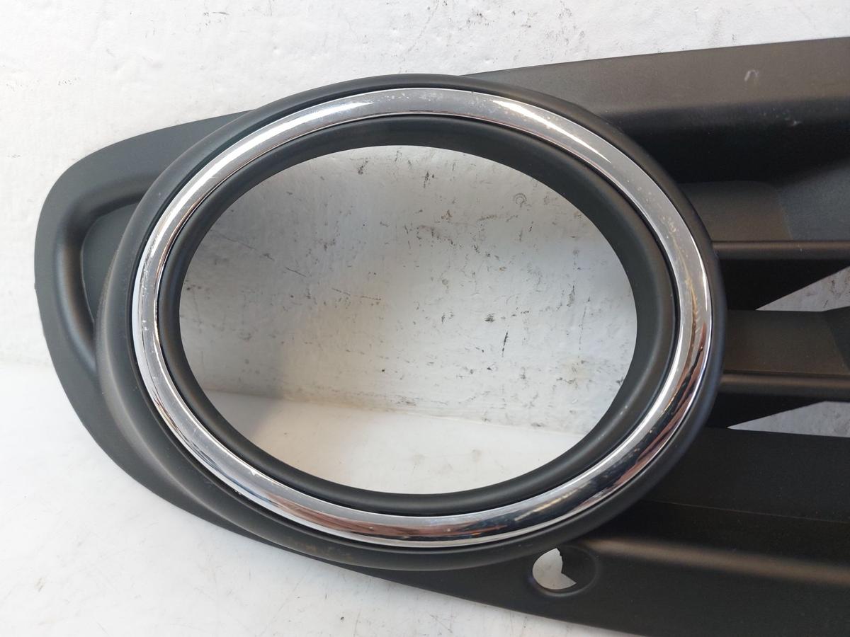 VW Golf 6 VI Gitter vorn rechts Stoßfänger Nebelscheinwerferabdeckung