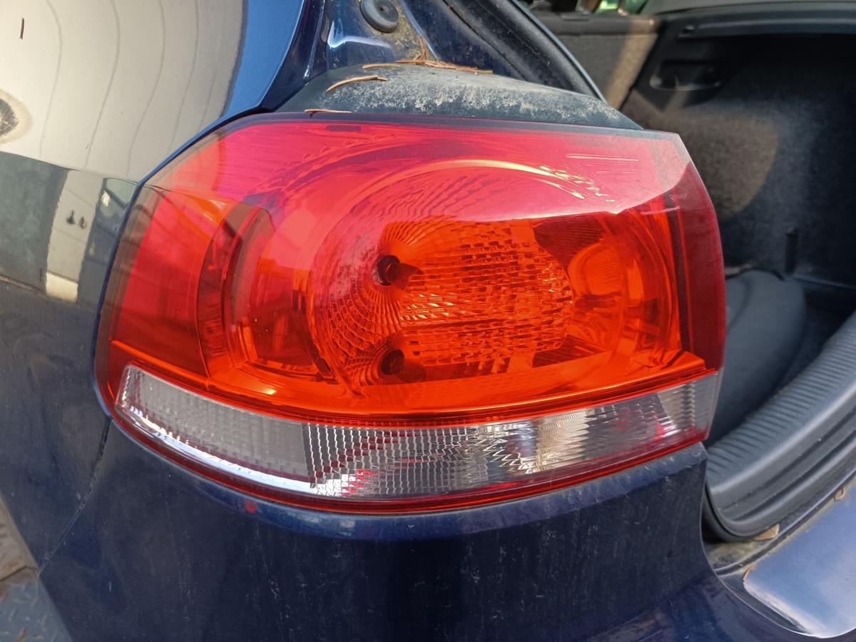 VW Golf VI 5K1 original R&uuml;ckleuchte links aussen Limo kein LED Bj 2011