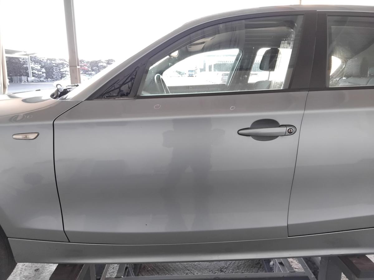 BMW 1er E87 Tür vorn links Fahrertür 5-türig A18 Quarzblau Metallic BJ2006