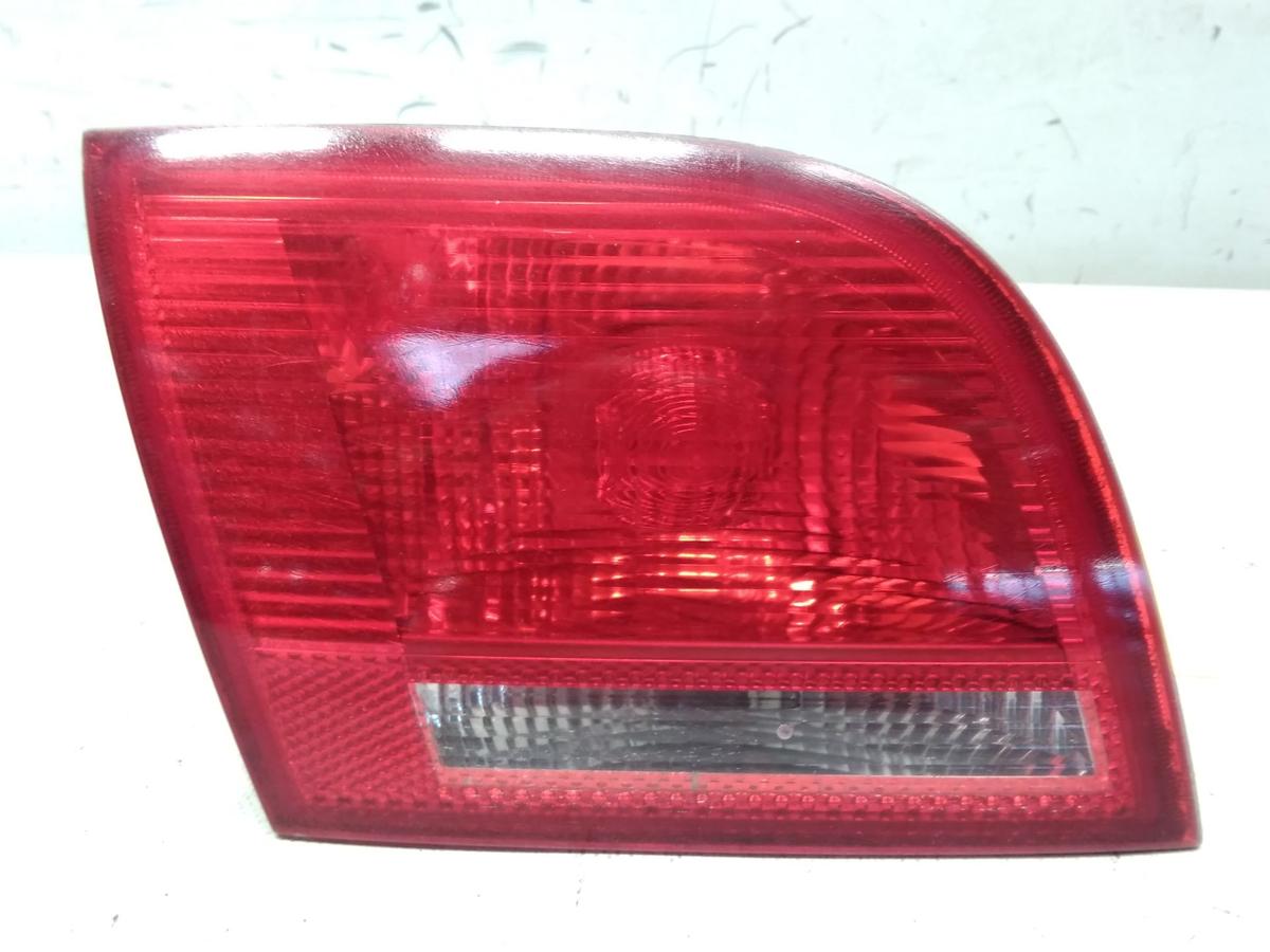 Audi A3 8P Sportback original Rückleuchte Heckleuchte links innen 5 Türer BJ2006