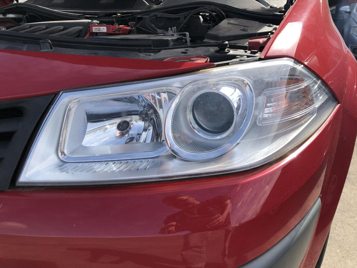 Renault Megane 2 II Grandtour Scheinwerfer links Frontscheinwerfer Halogen