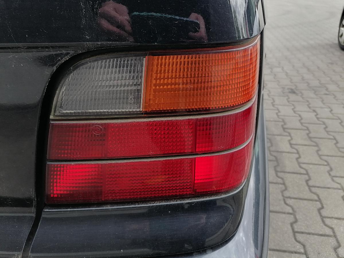 BMW E36 Rücklicht rechts Rückleuchte Heckleuchte Touring BJ96-98