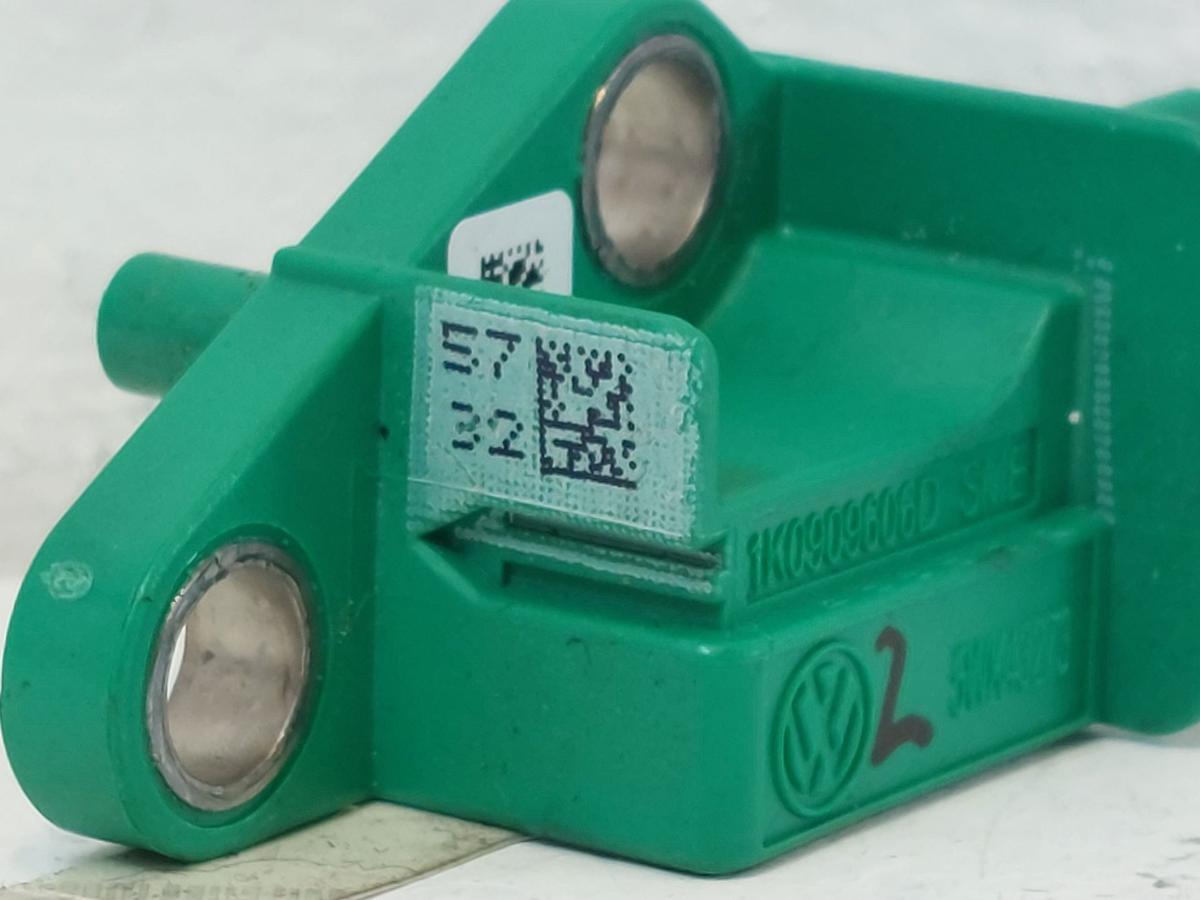 VW Audi Skoda Seat Airbagsensor Aufprallsensor Crashsensor Sensor OEM