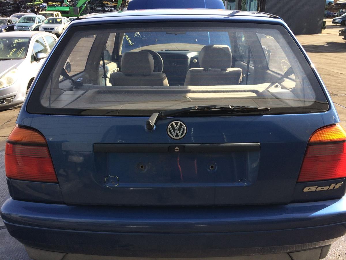 VW Golf III original Heckklappe mit Scheibe Kofferraumdeckel R5V Fjordblau Bj 96