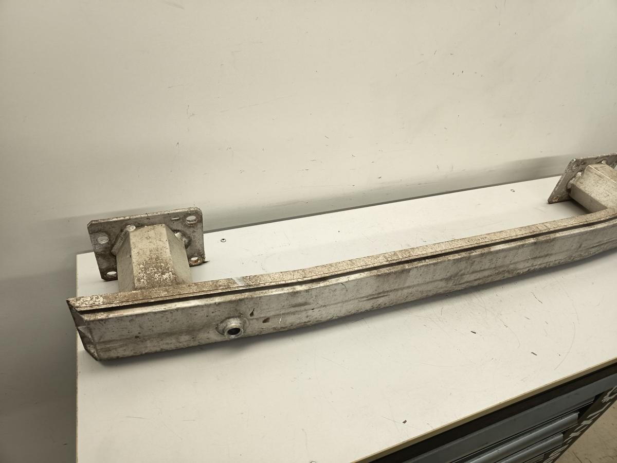 Citroen C4 Picasso Baujahr 2008 original Tr&auml;ger Sto&szlig;stange vorn Front