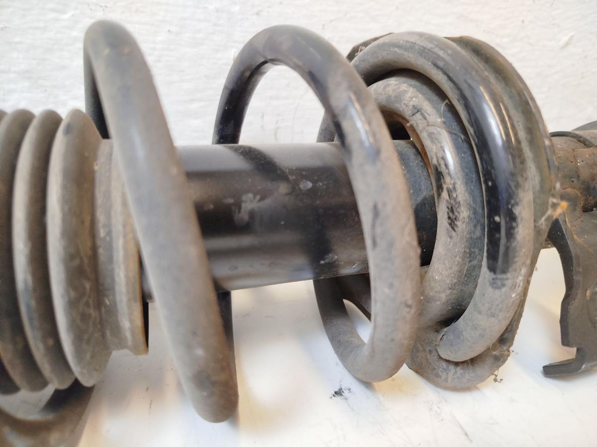 Nissan Micra K14 Federbein vorn links Sto&szlig;d&auml;mpfer Schraubenfeder 1.0 74kw