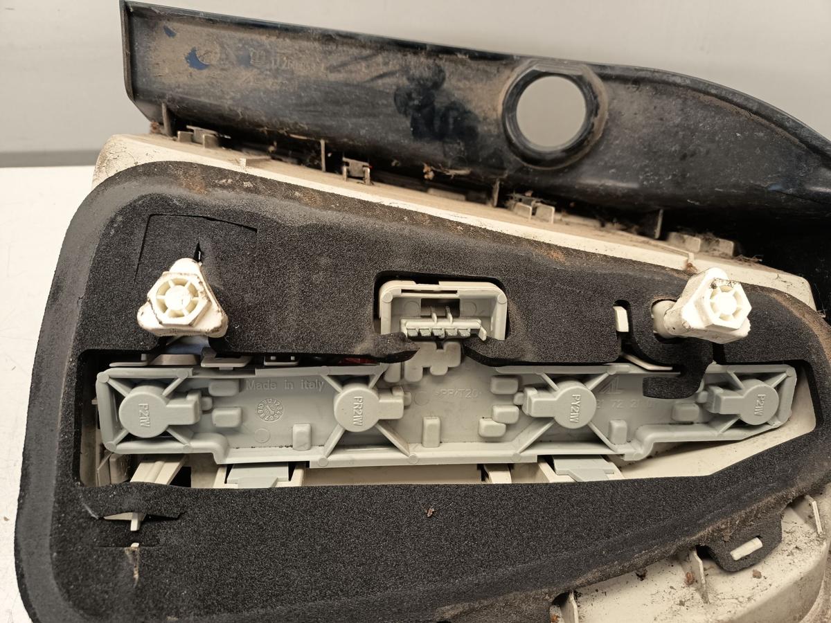 Opel Zafira B original R&uuml;ckleuchte links Facelift Baujahr 2009