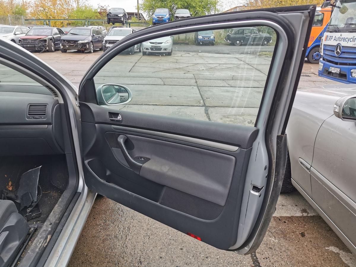 VW Golf V 5 Beifahrertür Tür Autotür vorn rechts Rohbau LA7W Reflexsilber 3Türer