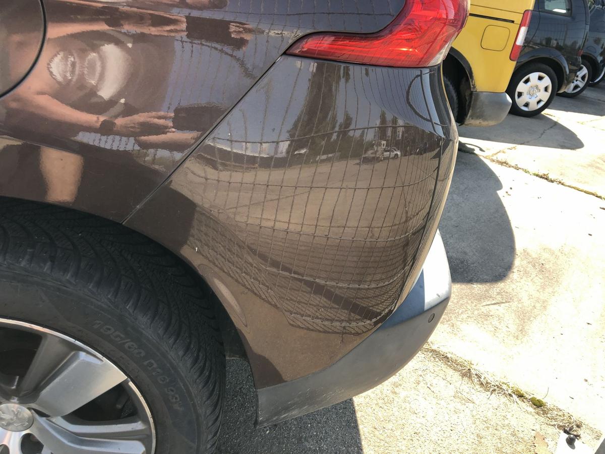 Peugeot 2008 I CU Stoßfänger hinten Heckschürze mit PDC ETV BRaun Makaha