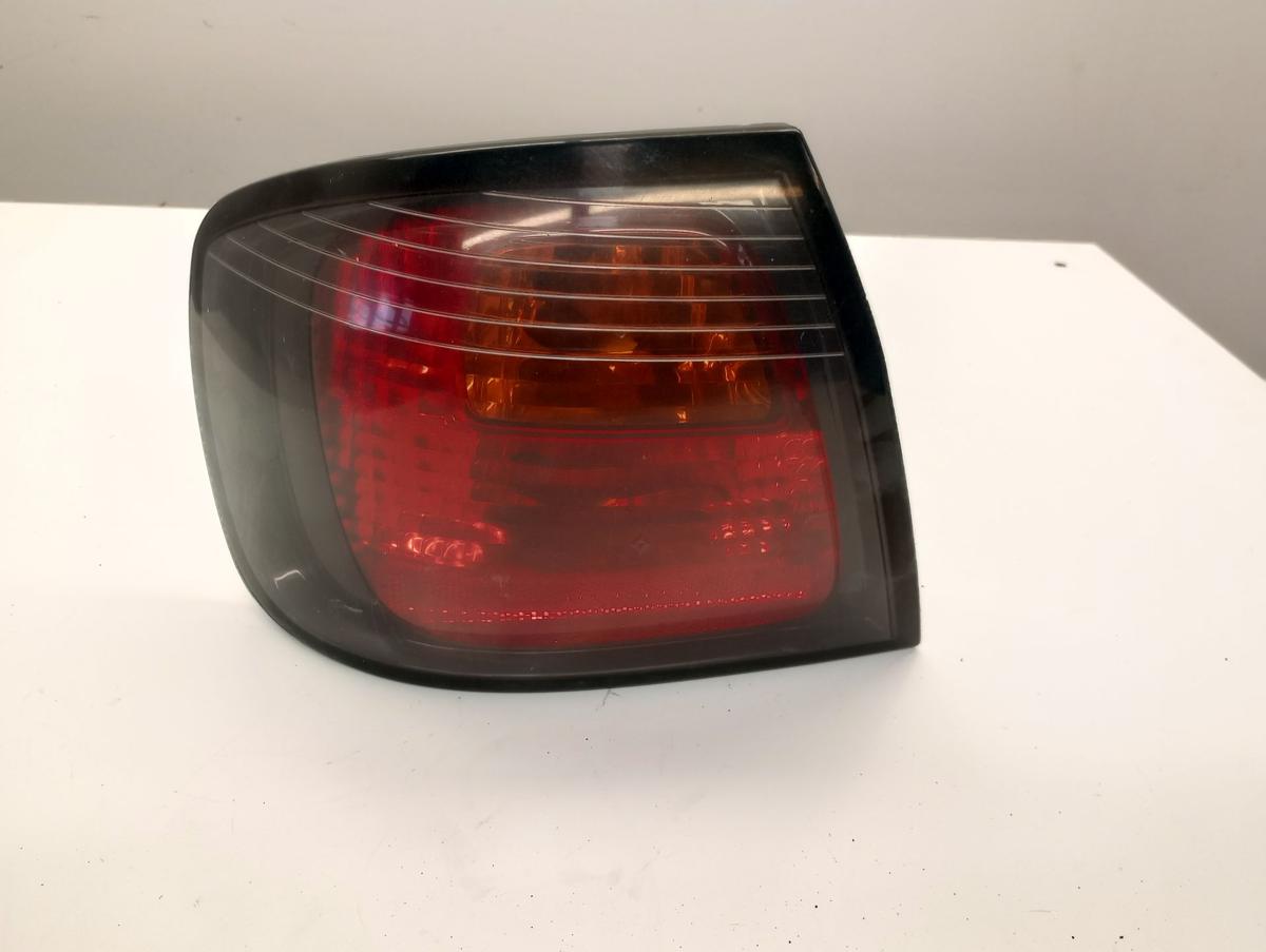 Nissan Primera P11 orig Rückleuchte/Rücklicht rechts Bj 2001 Facelift 89020315