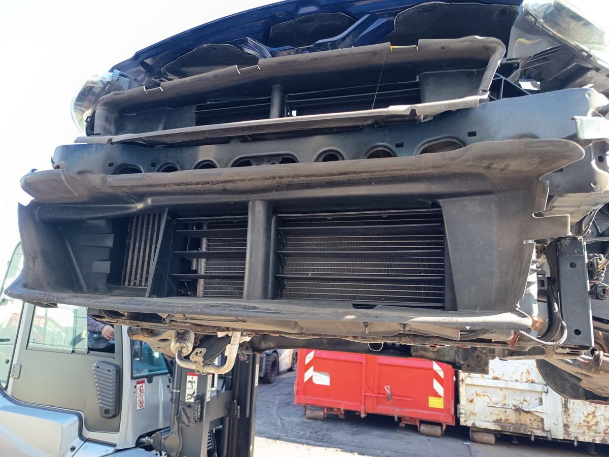 Ford Tourneo II Connect original Schlosstr&auml;ger Mittelteil f&uuml;r Benzinmotor Bj2015