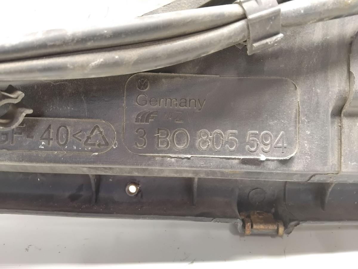 VW Passat 3BG original Schlo&szlig;tr&auml;ger Frontmittelteil 2.0 85kw AZM Bj.2003