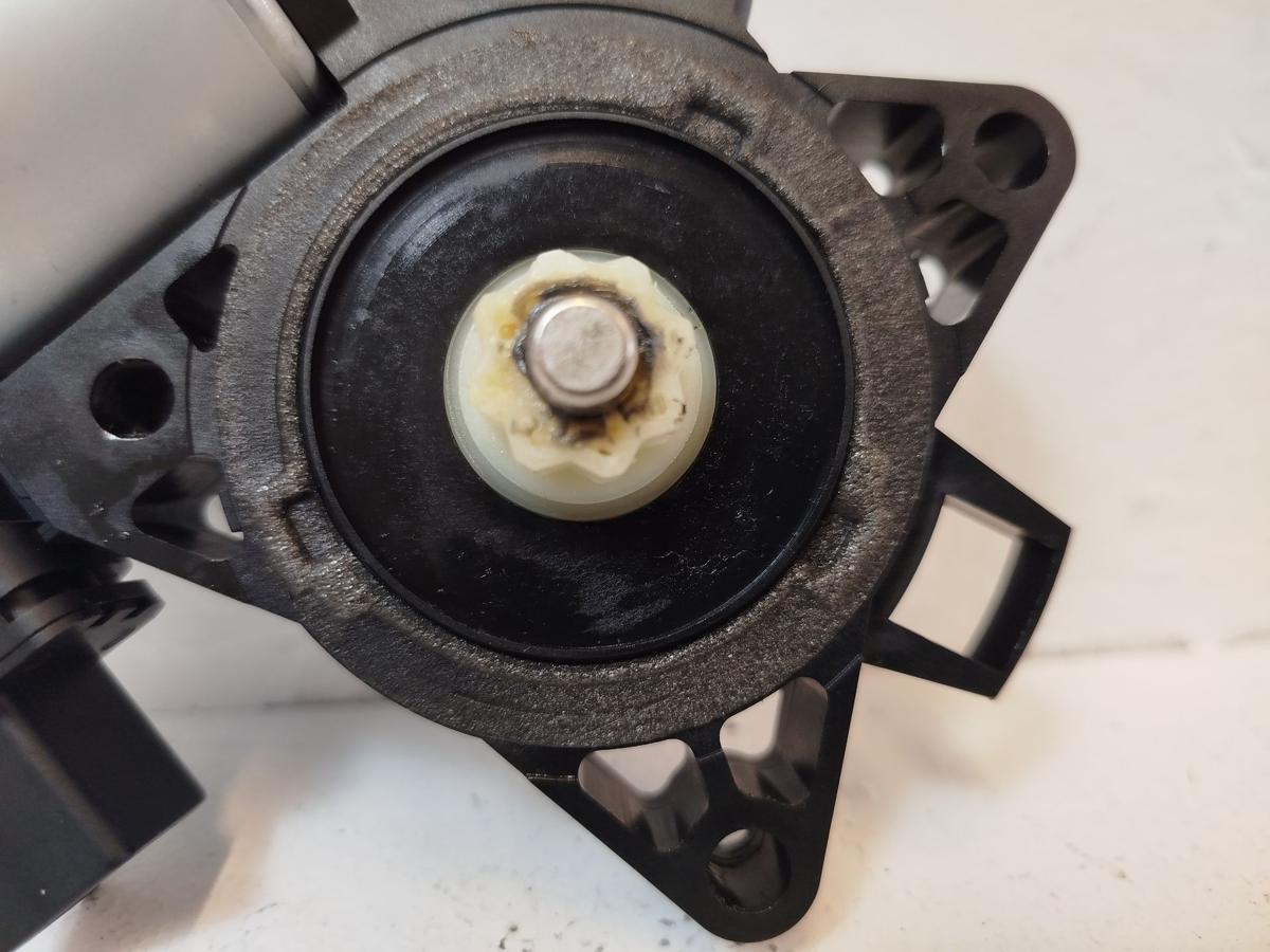 Mazda 5 CR Fensterhebermotor Motor Fensterheber vorn rechts 6 polig