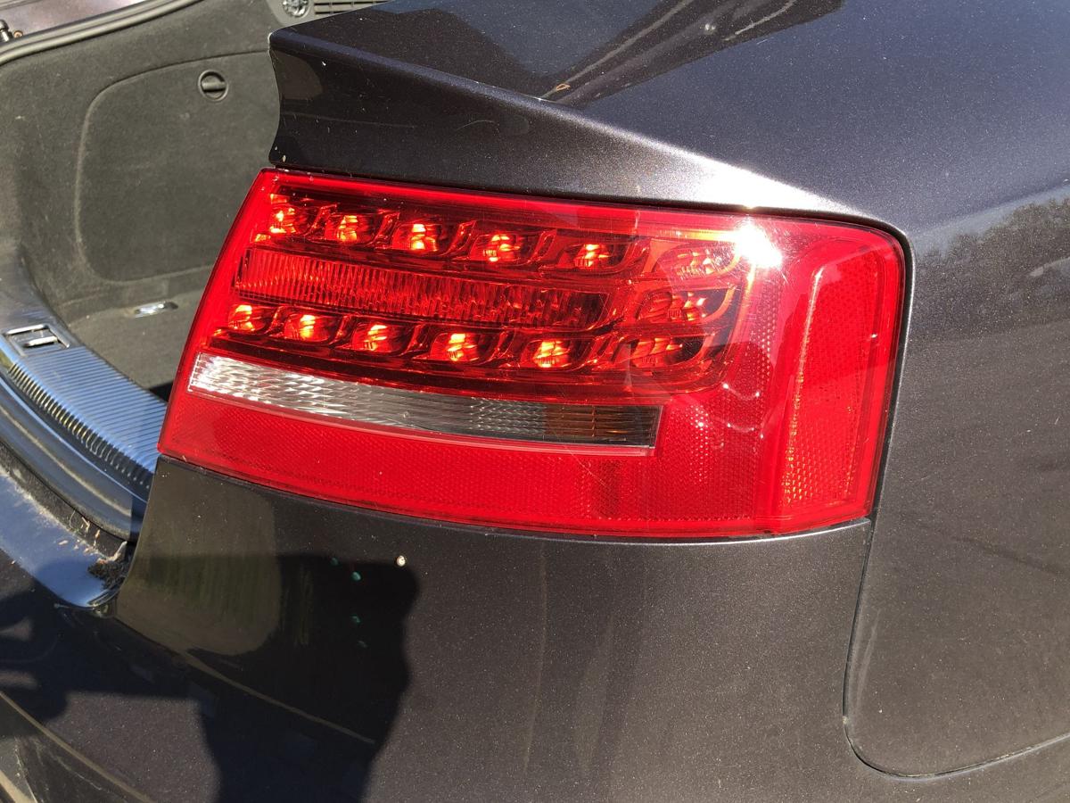 Audi A5 8T Sportback R&uuml;ckleuchte rechts au&szlig;en Ecke R&uuml;cklicht Heckleuchte LED