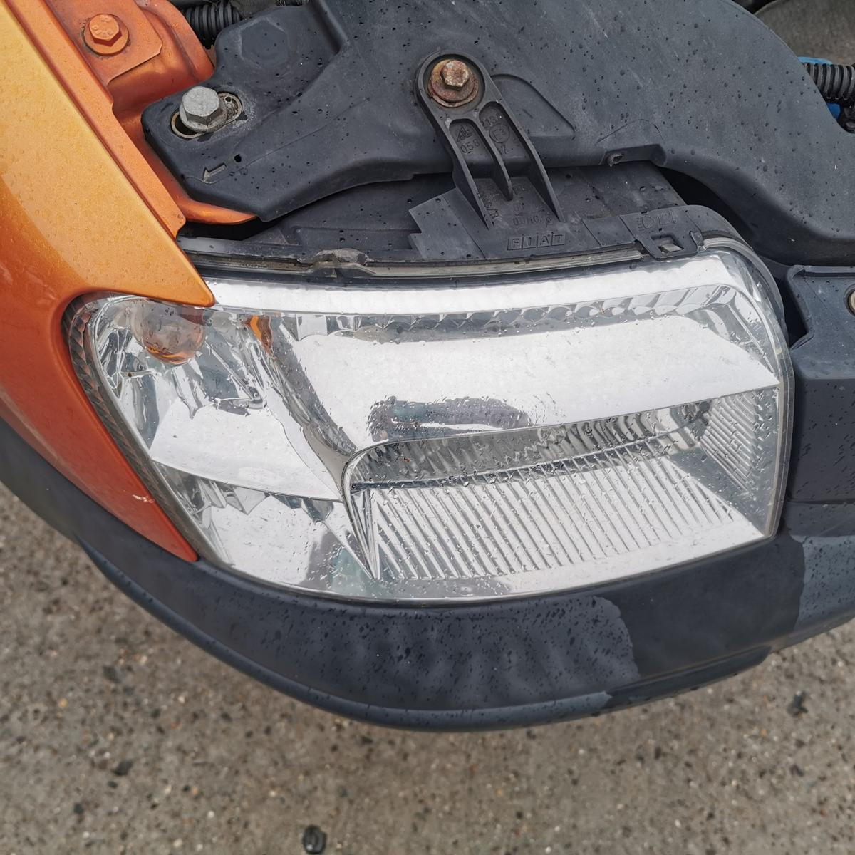 Fiat Panda 169 Scheinwerfer Hauptscheinwerfer Frontscheinwerfer Lampe vor rechts