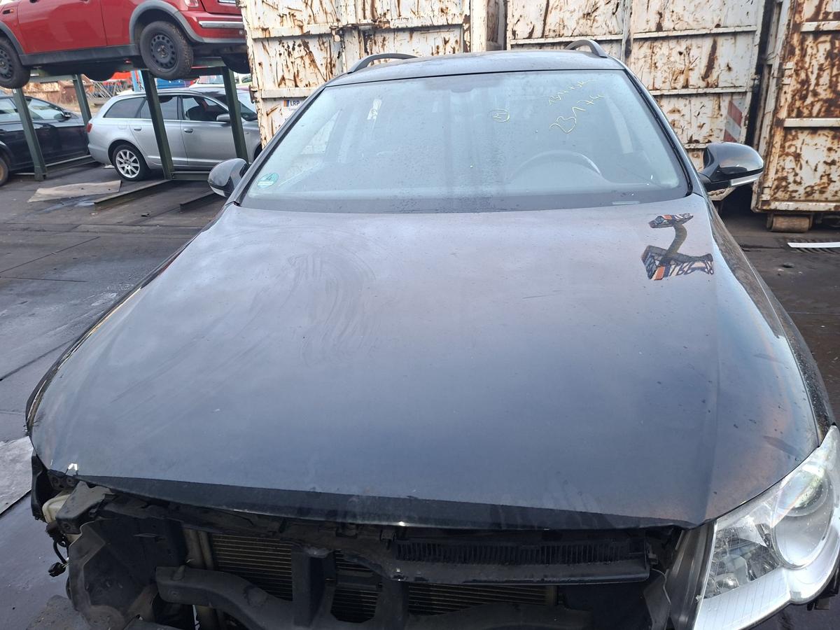 VW Passat 3C Variant Motorhaube 041 brillantschwarz Bj 2006