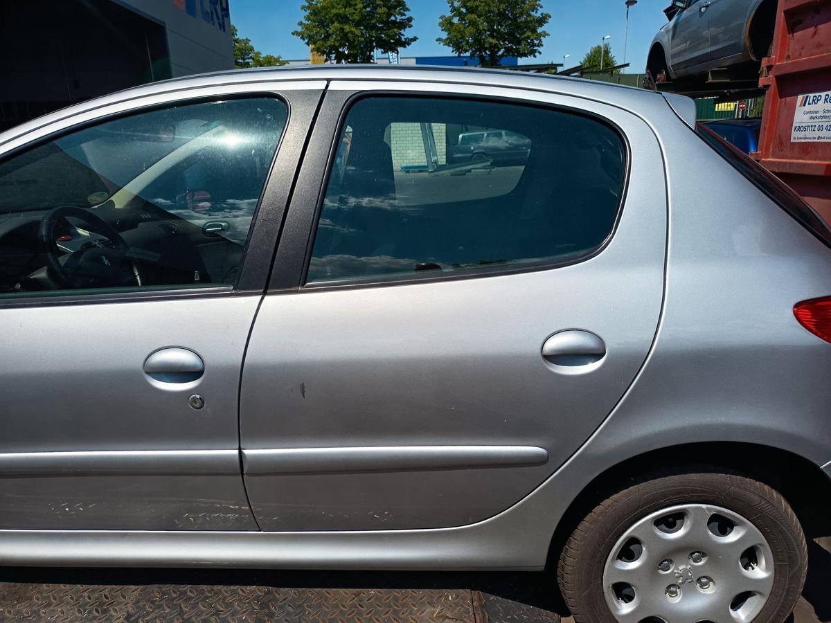 Peugeot 206 orig Tür hinten links 5trg EZR Silber Bj 2005