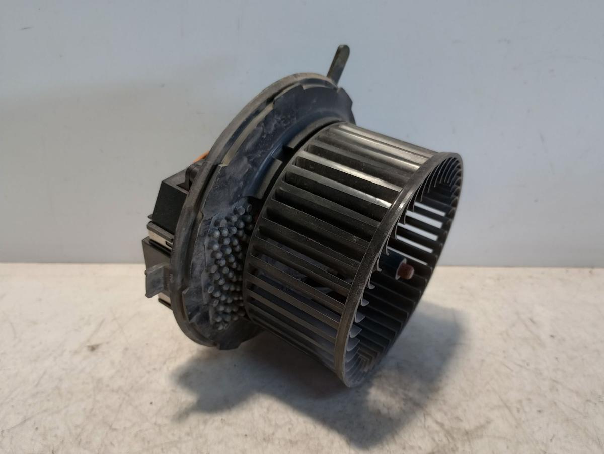 VW CC 358 original Gebläsemotor 3C1820015T mit Vorwiderstand 3C0907521F Bj 2014