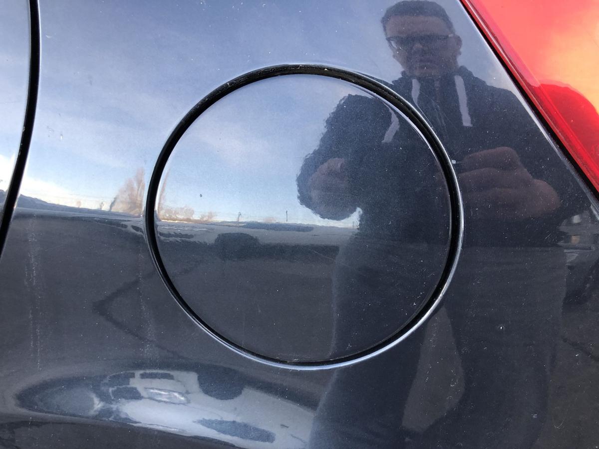 Kia Venga YN Tankklappe Tankdeckel Tankverschlusskappe 9F Stone Black Perl