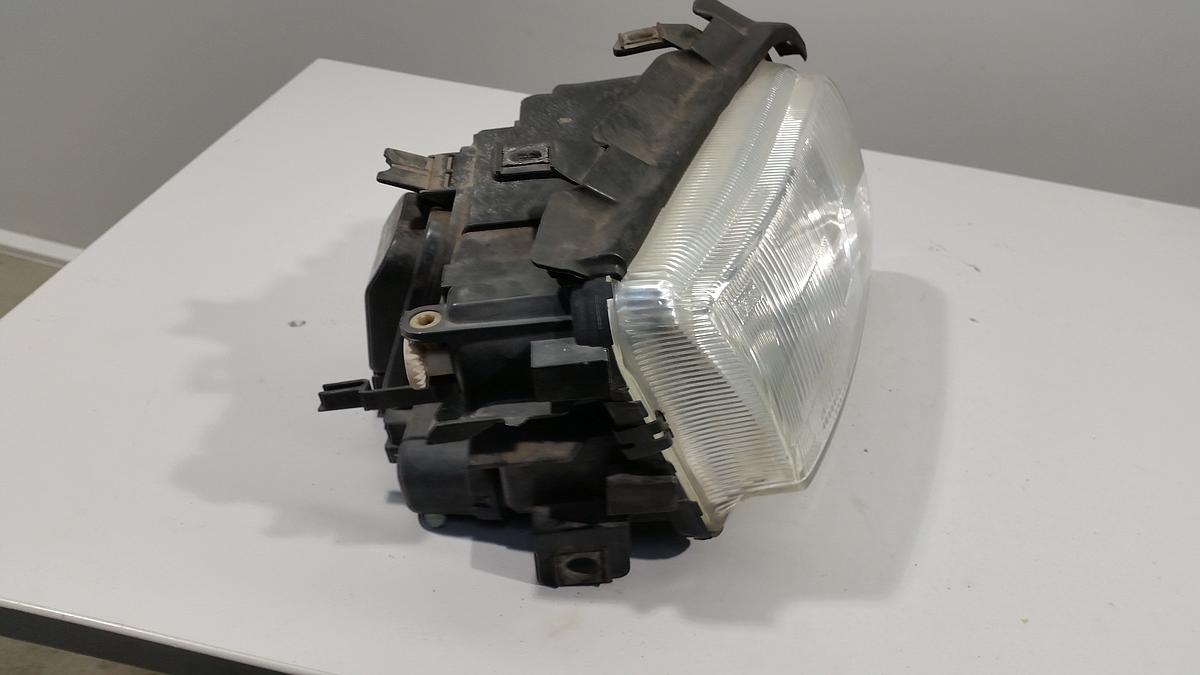 AUDI 8D,AUDI A4,S4, Baujahr: 1994-2001, original Scheinwerfer rechts, leichte Kratzer