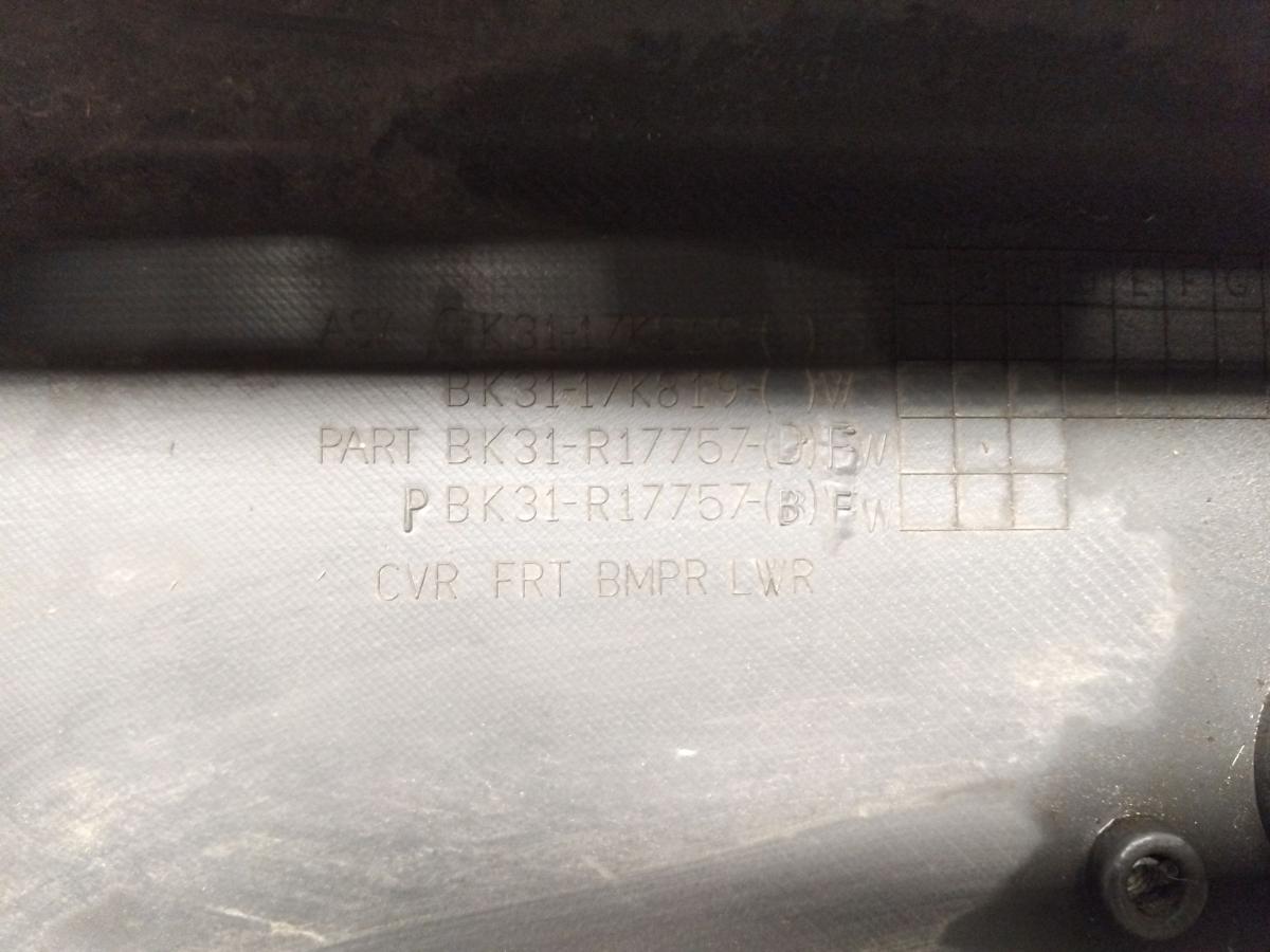 Ford Transit 7 original Sto&szlig;f&auml;nger Sto&szlig;stange vorn frostweiss Bj.2019