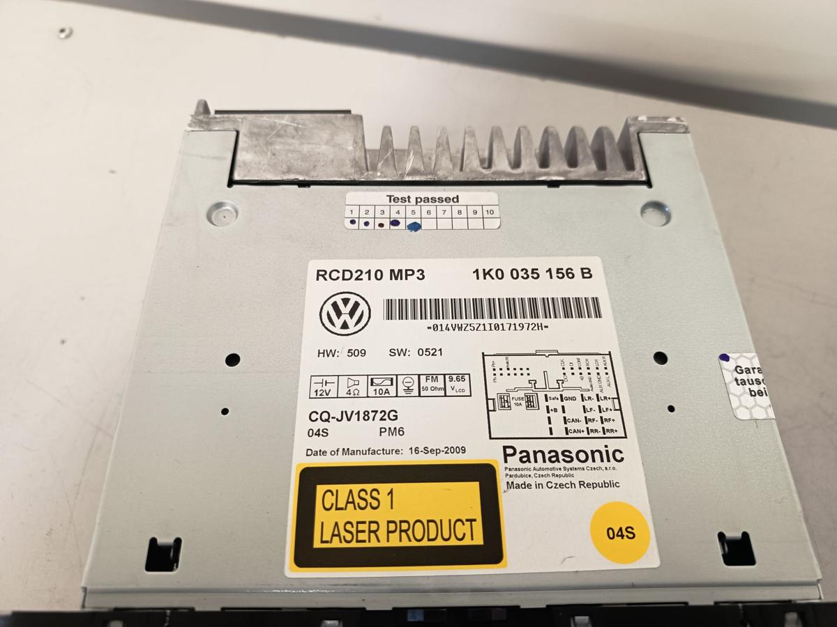 VW Golf VI 5K Bj 2009 original Radio Multimedia Autoradio RCD210 MP3 OHNE CODE