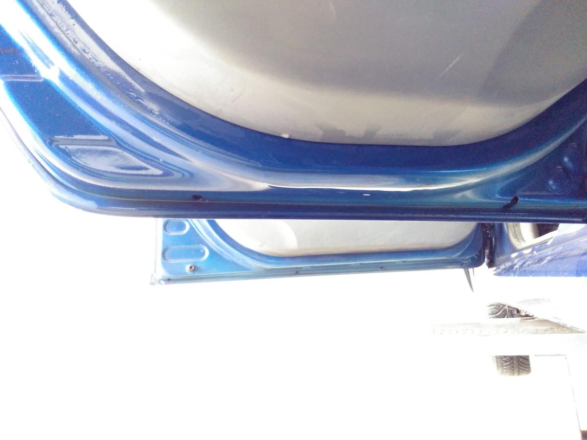 Toyota Aygo 1 Tür hinten links blaumetallic 8M6 Bj.2007