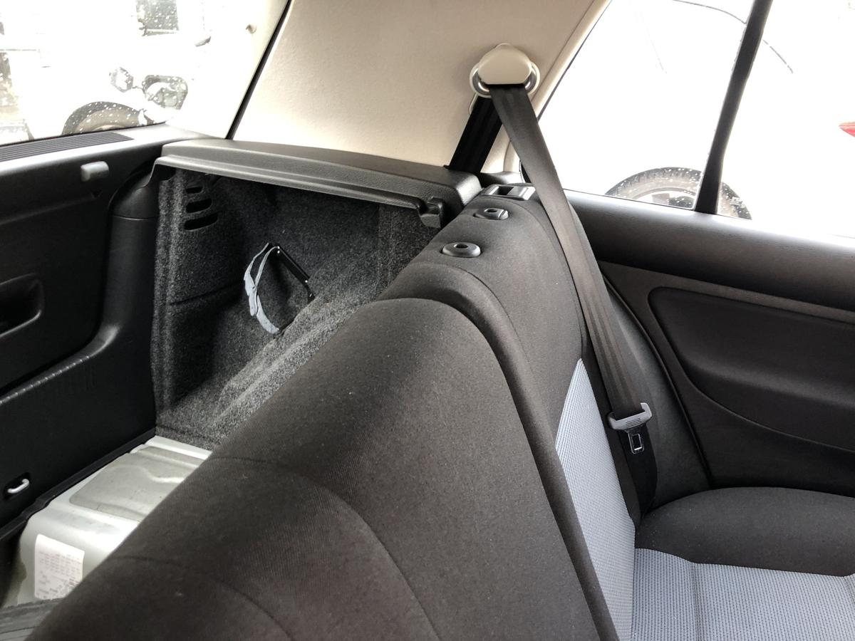 VW Golf 4 IV 1J R&uuml;cksitzbank Sitzbank R&uuml;ckbank Pacific 5 t&uuml;rer R&uuml;cksitze Stoff