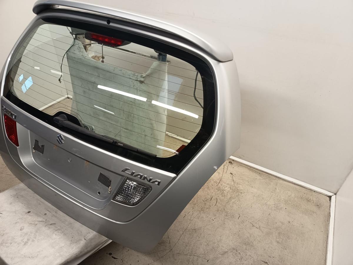 Suzuki Liana original Heckklappe mit Scheibe und Spoiler Z2S Quicksilver Bj 2007