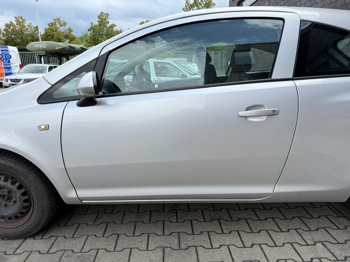Opel Corsa D original Tür vorn links Z157 Starsilber 3-Türer Rohbau BJ08
