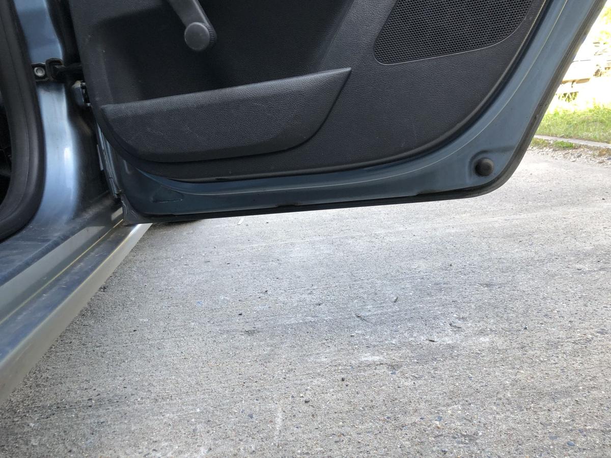 Skoda Fabia II 2 Typ 5J T&uuml;r hinten rechts Kombi im Rohbau LF5X Satin Grey 06-14