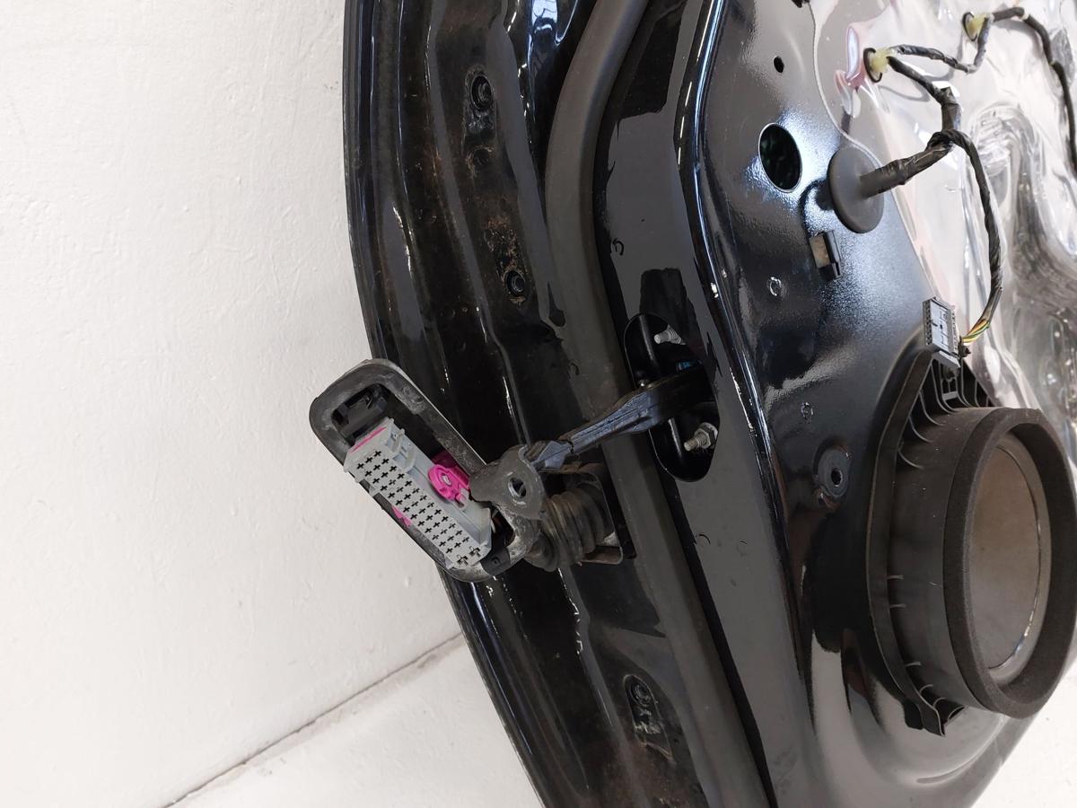 Opel Astra J Caravan Tür vorn rechts Beifahrertür GAR Karbonschwarz