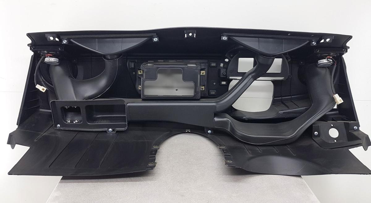 Ari 452 Armaturenbrett Armaturentafel Cockpit Bj2018 in schwarz Elektrofahrzeug