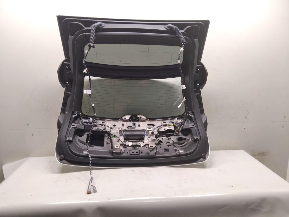 Polestar 3 Heckklappe weissmetallic mit Heckscheiben Bj.2024