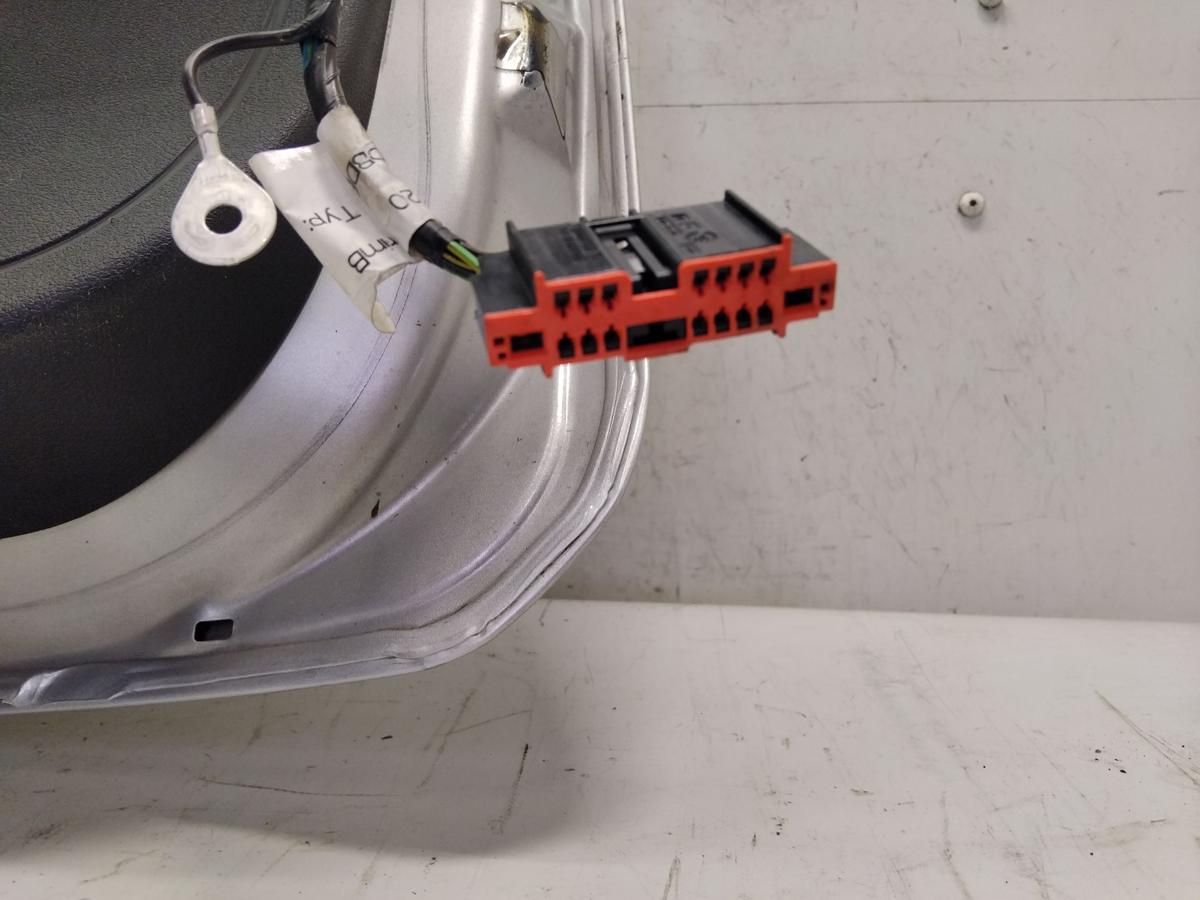 Ford Focus 2 Facelift DA3 Heckklappe polarsilbermetallic mit Heckscheibe Bj.2009