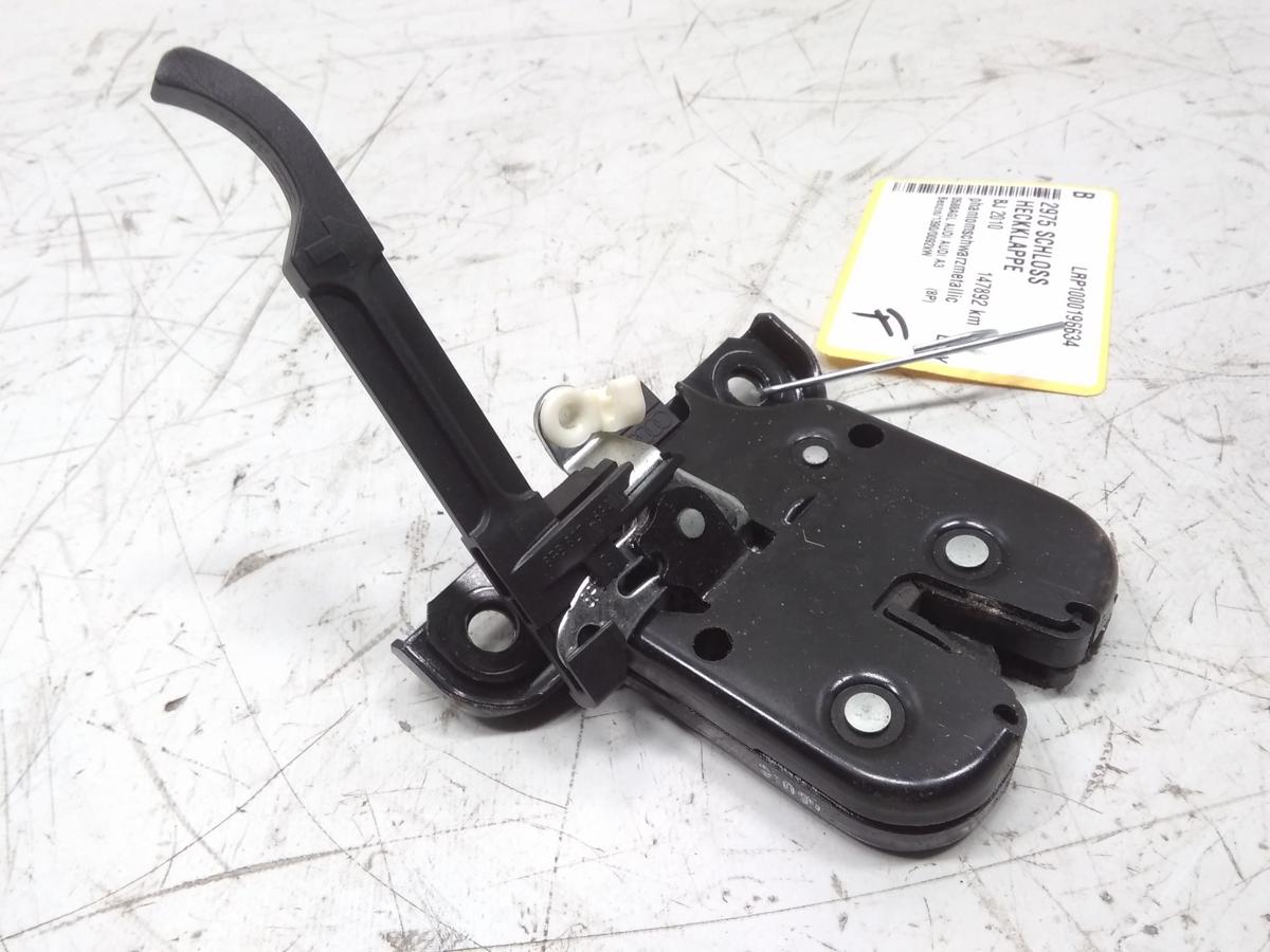 Audi A3 8P Facelift original Schlo&szlig; Heckklappe Bj.2010