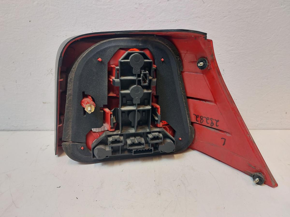 VW Golf 4 1J R&uuml;ckleuchte links R&uuml;cklicht Heckleuchte 3 oder 5 t&uuml;rer rot weiss