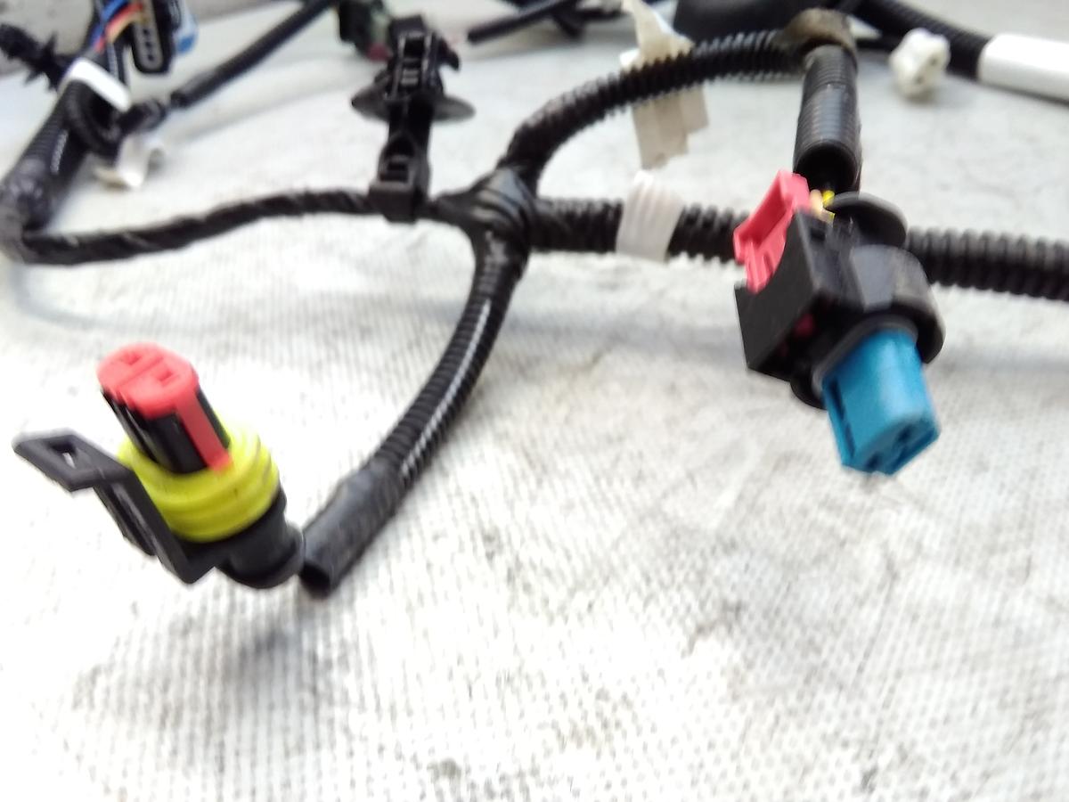 Tesla Model Y original Kabelbaum Schloßträger Frontmittelteil 2489050-04-C