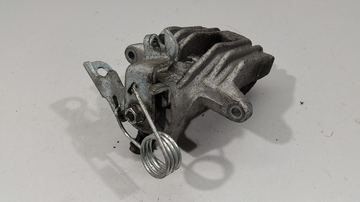 Audi A6 4B Kombi orig Bremssattel hinten rechts 2496ccm 114KW Bj 2001