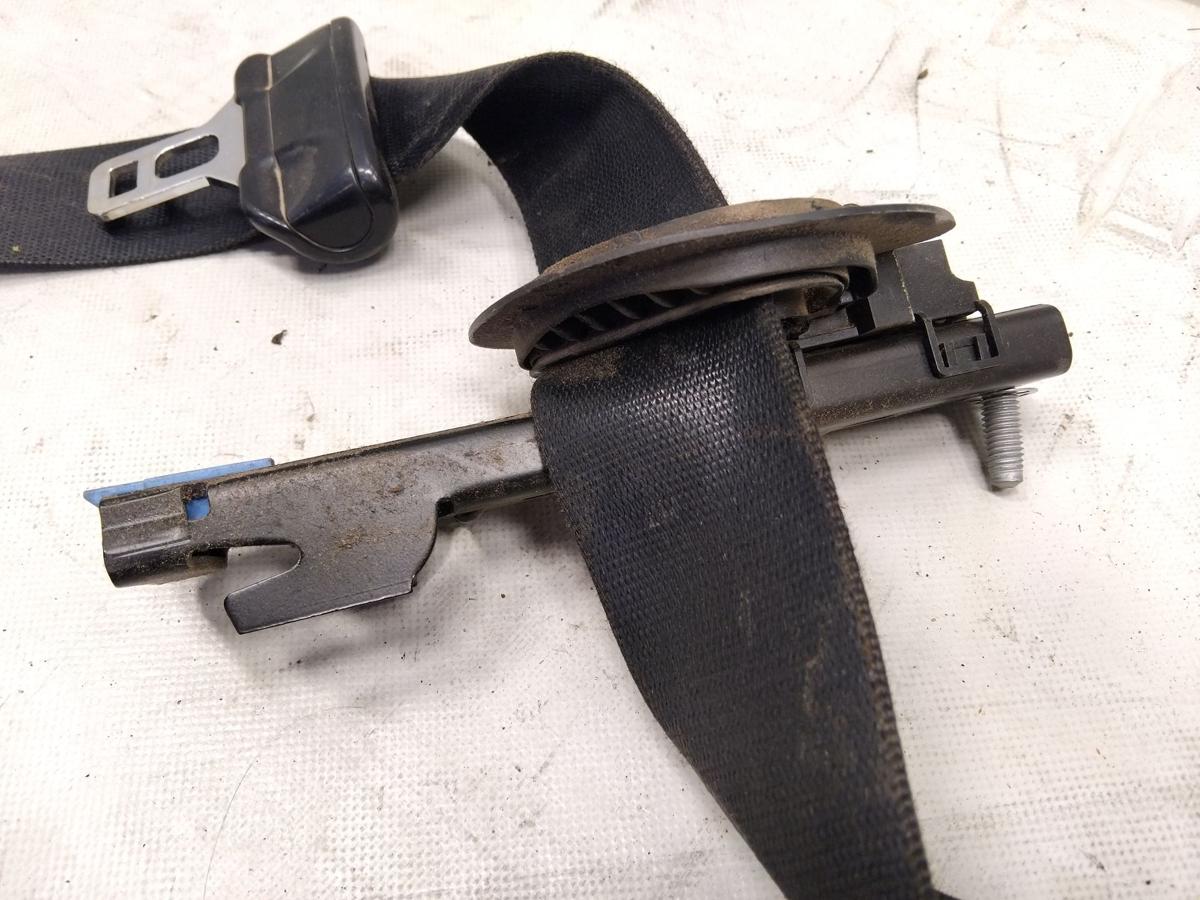 Mercedes Vito 447 original Sicherheitsgurt vorn links schwarz unfallfrei Bj.2014