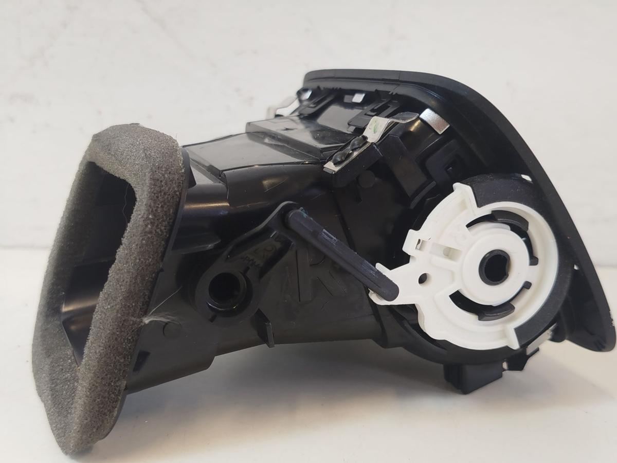 VW Polo 6R Luftd&uuml;se au&szlig;en rechts Luftdusche Ausstr&ouml;mer OEM