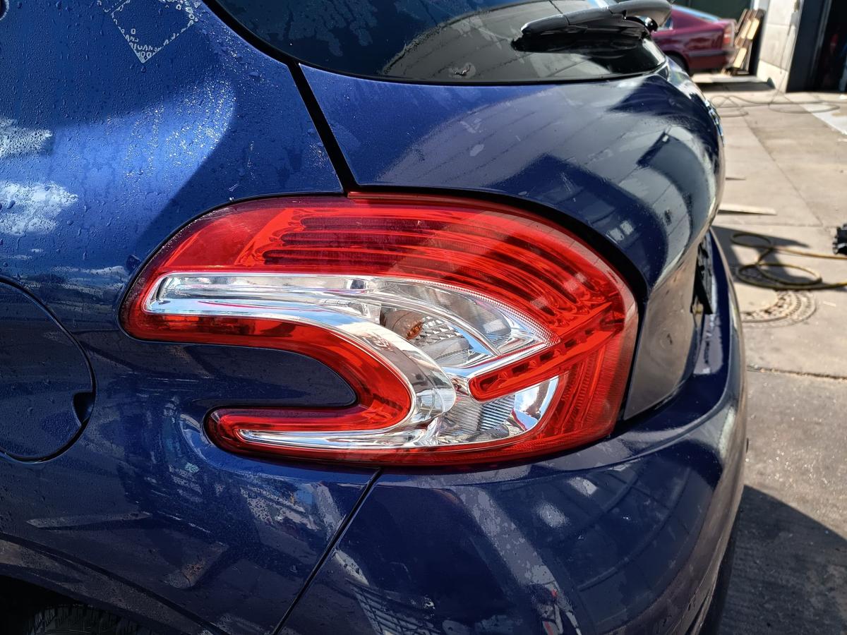 Peugeot 208 I orig Rückleuchte links Heckleuchte Fahrerseite 3türer Bj 2012-2015