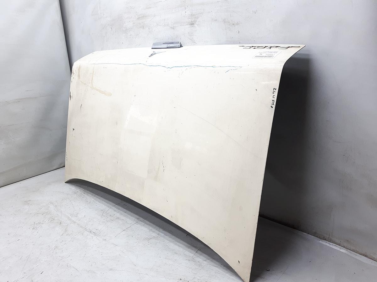 Mercedes Benz W115 Heckklappe Stufenheck beige lackiert BJ1972