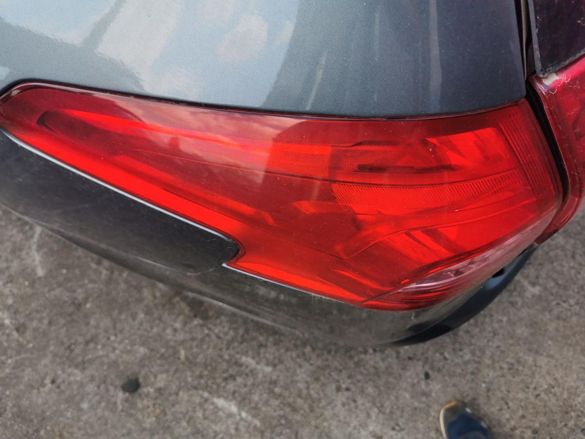 Citroen C5 R Kombi Rückleuchte Schlussleuchte Rücklicht hinten aussen links