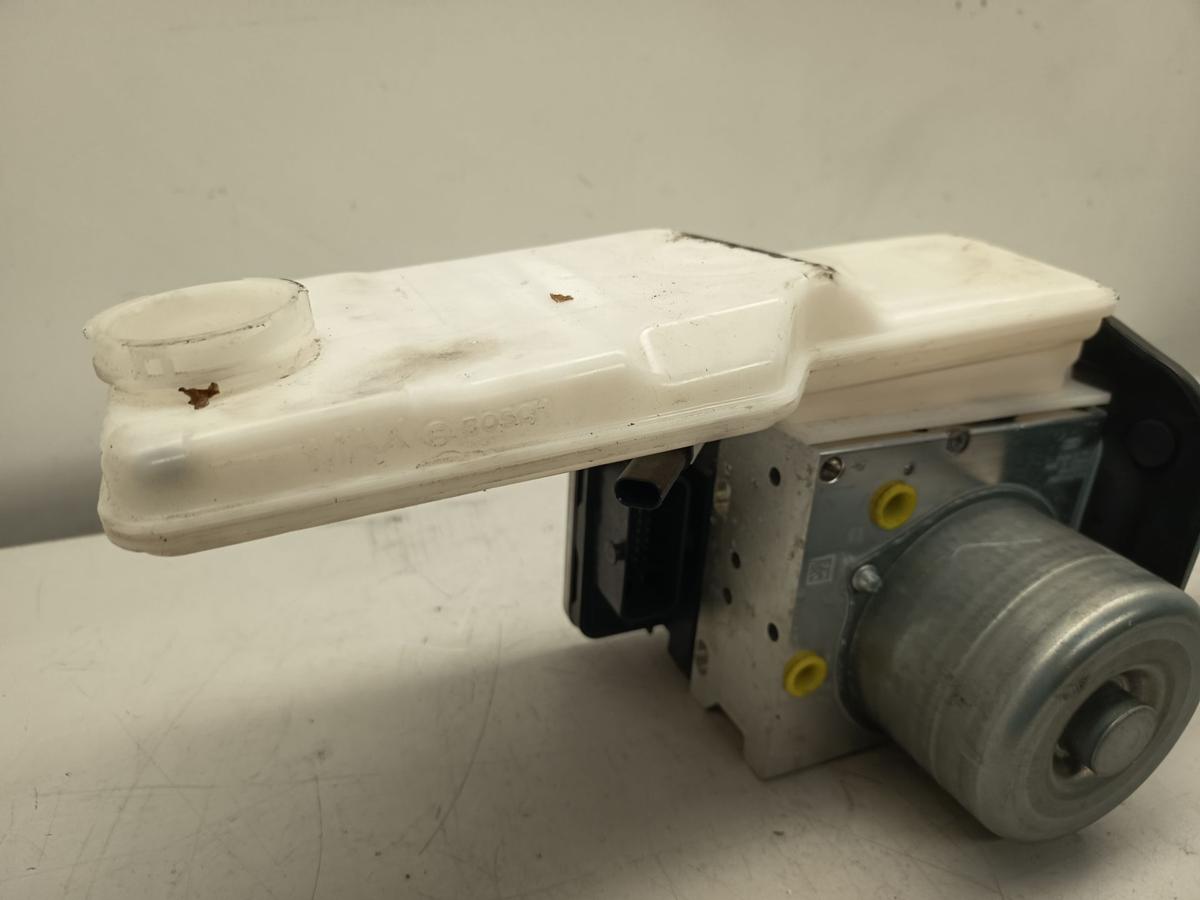 Tesla Model Y original ABS Pumpe 0265957496 Baujahr 2025