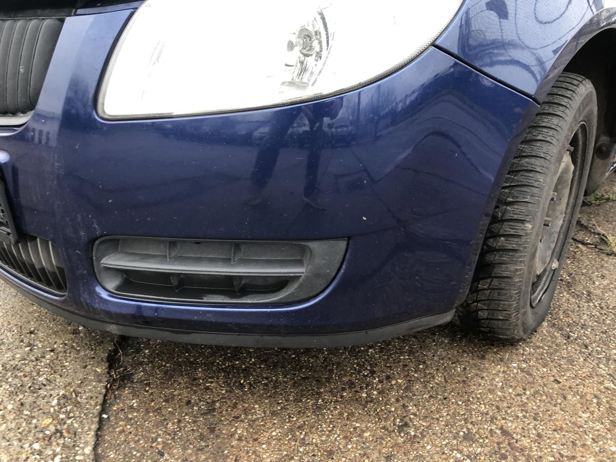 Skoda Fabia 2 Typ 5J Sto&szlig;f&auml;nger vorn Frontsch&uuml;rze LF5Q Storm Blau 06 bis10