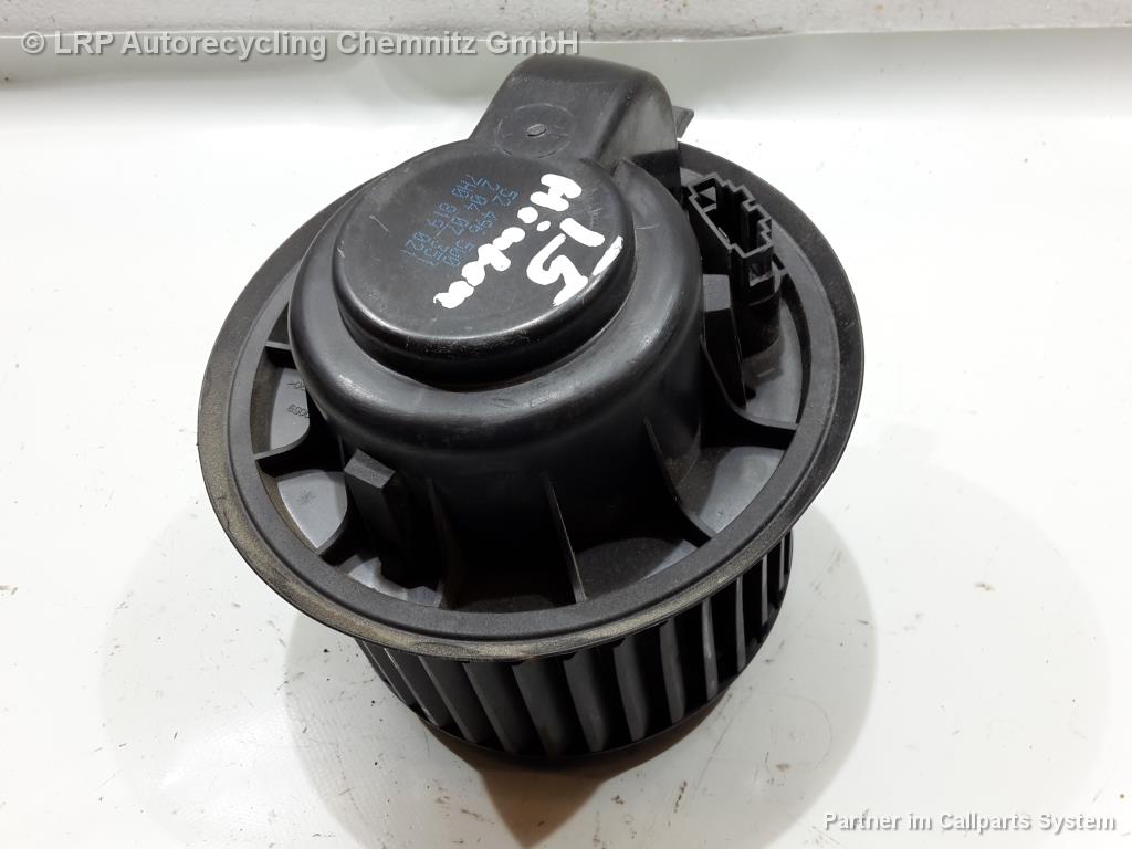 VW T5 BJ 2007 Gebläsemotor hinten Heizgebläse 7H0819021