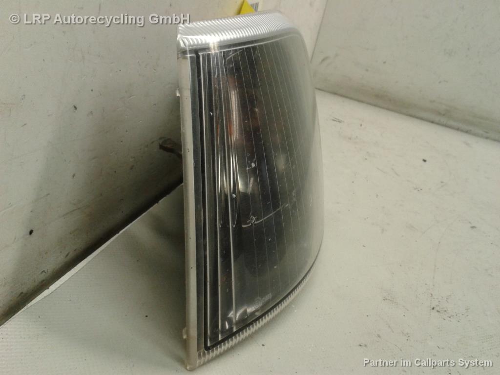 Volvo V40 original Blinker Blinkleuchte vorn links schwarz HELLA BJ2000