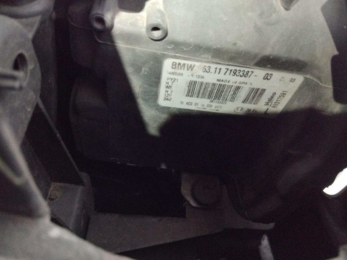 BMW 1er E87 E81 LCI original Scheinwerfer links Valeo Halogen mit LWR BJ2008