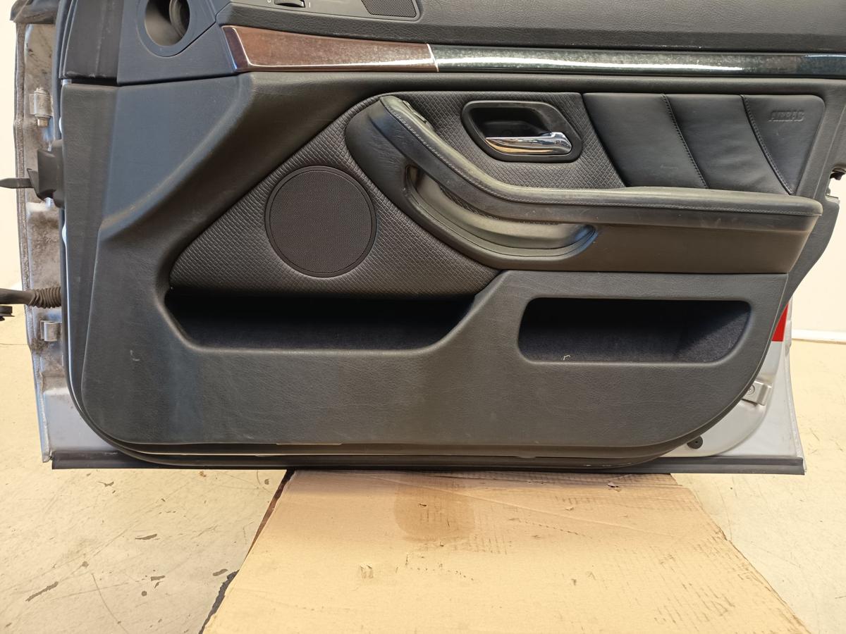 BMW E39 original T&uuml;r vorne rechts 354 Titansilber Baujahr 2001